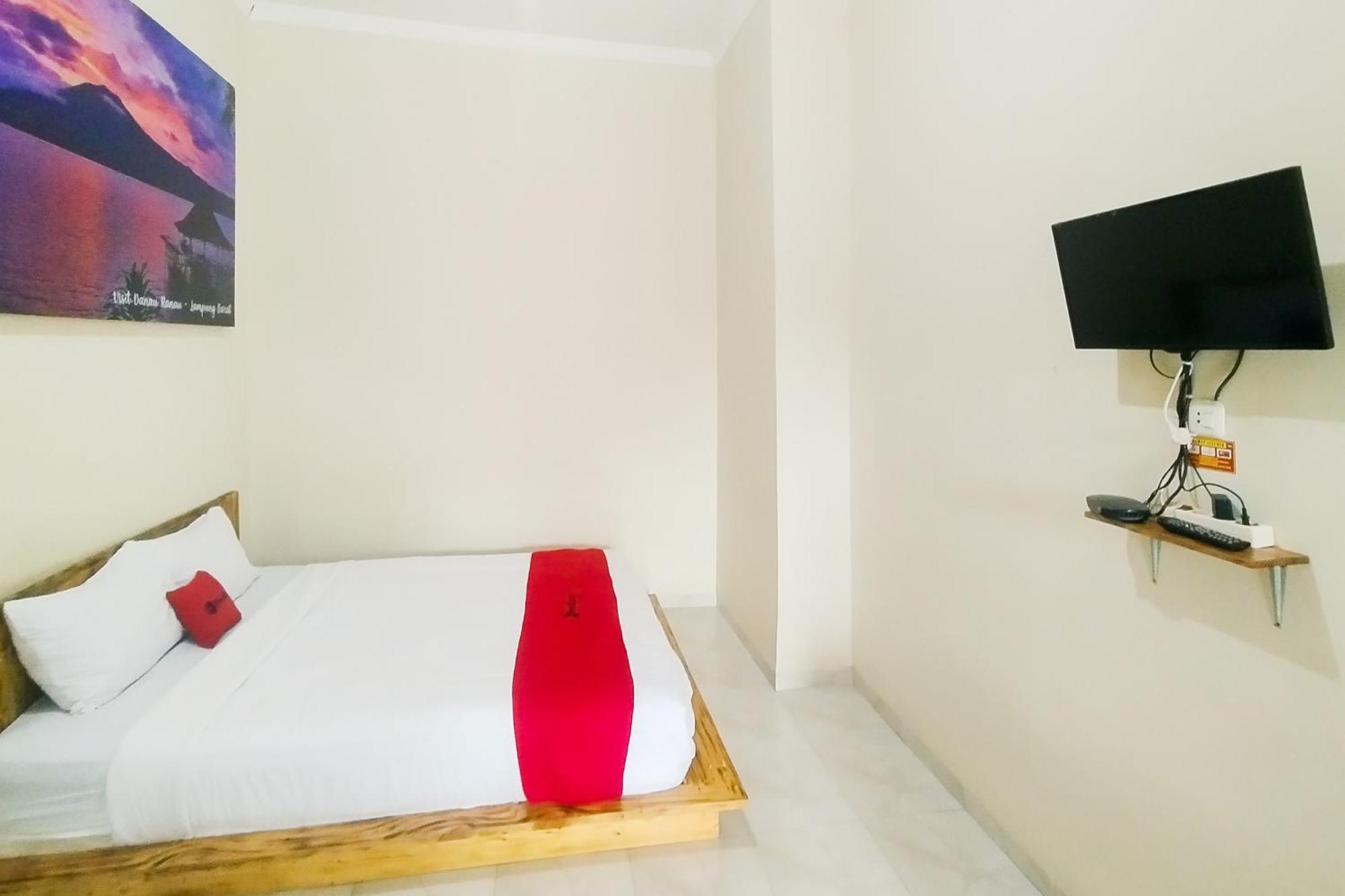 Reddoorz Syariah At Shakira Alesha Enggal Otel Bandar Lampung Dış mekan fotoğraf